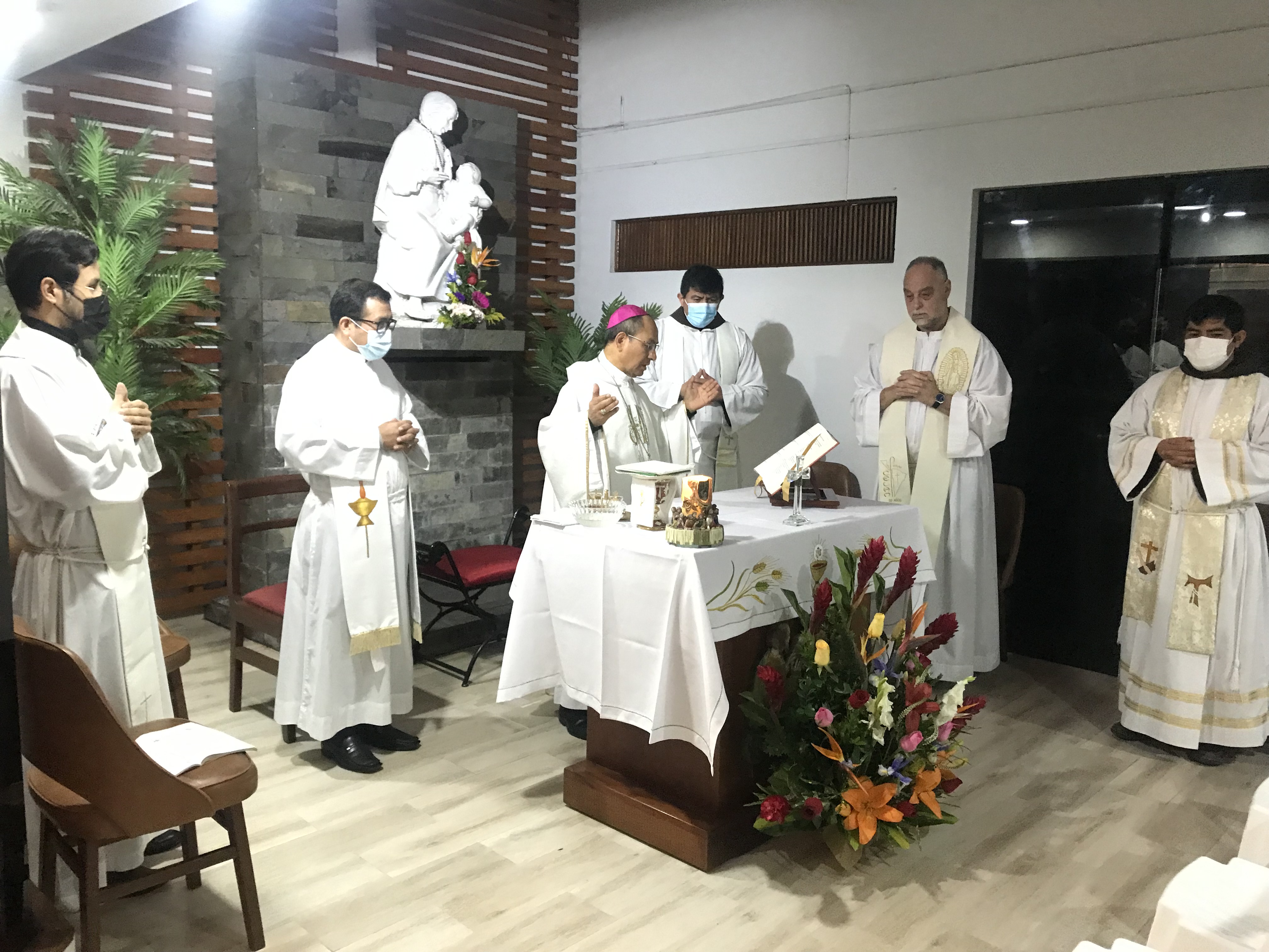 +Monseñor Neri Menor celebra sexto aniversario de su ordenación episcopal