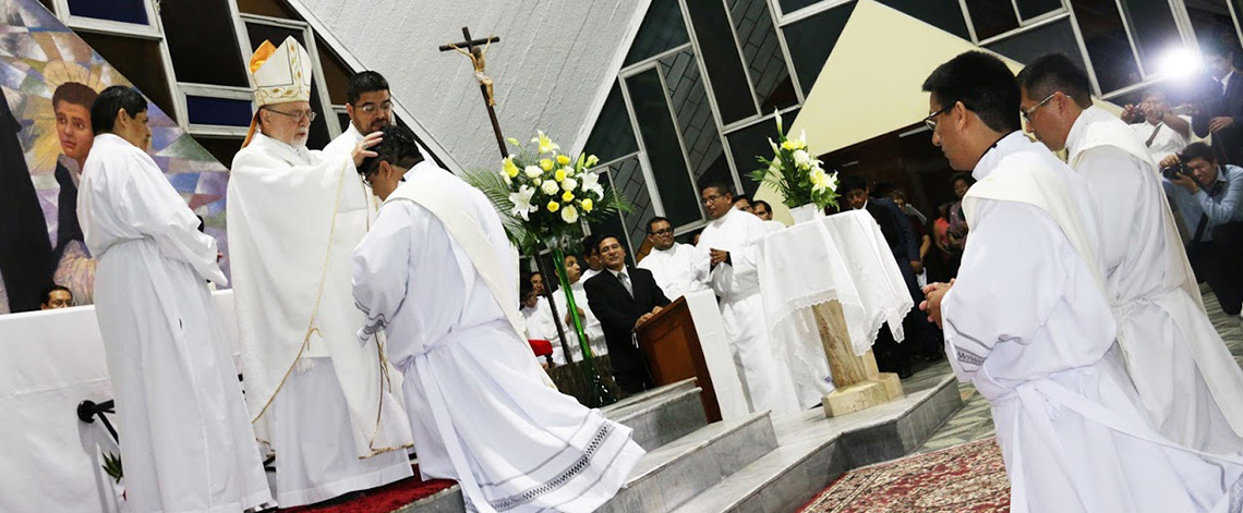 Diócesis de Carabayllo cuenta con tres sacerdotes y cinco diáconos más