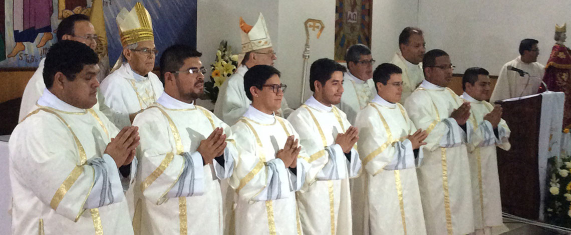 Diócesis de Carabayllo celebra ordenación de siete nuevos diáconos